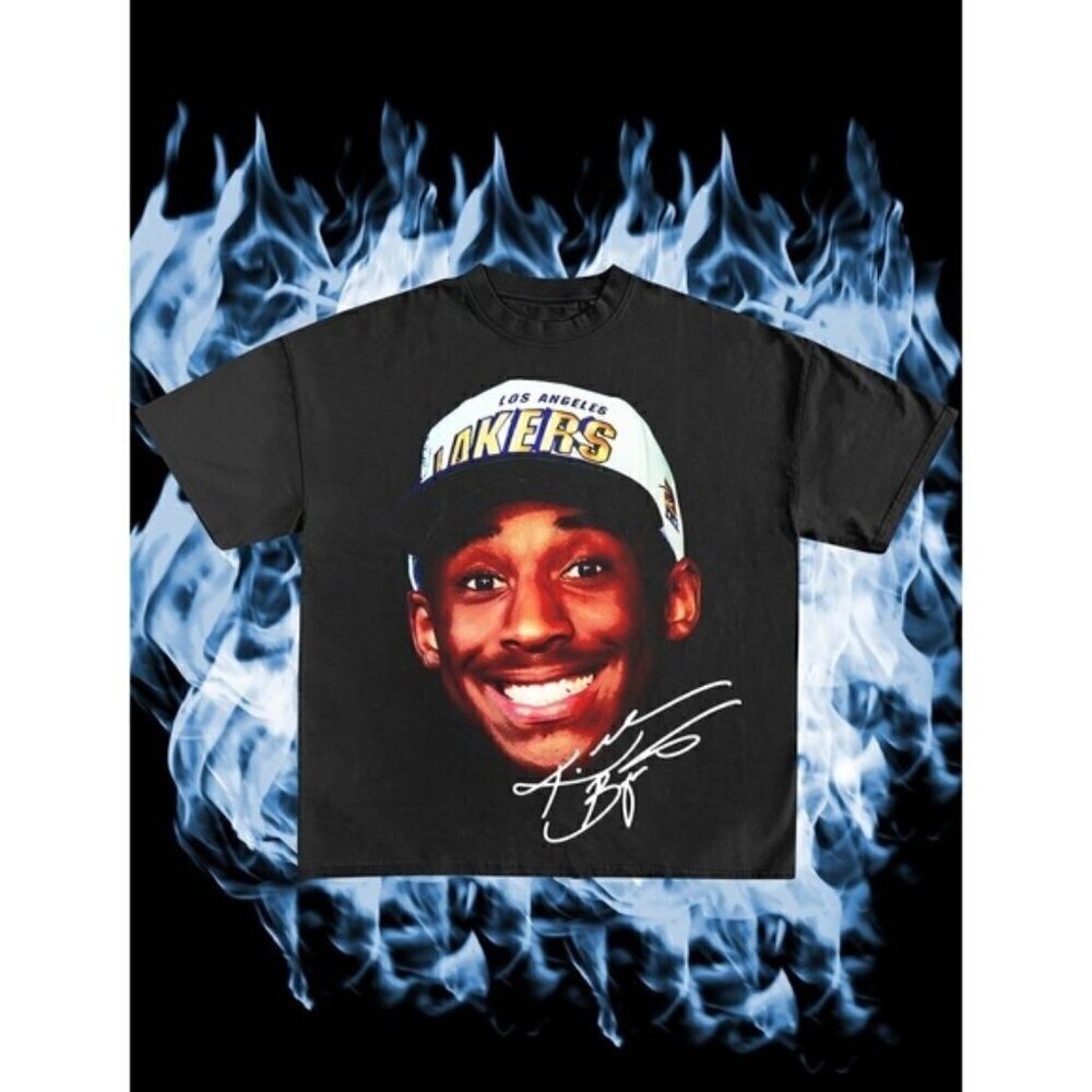 Kobe Bryant Big Head Basketball Graphic Mamba Style Fan Sporty T-Shirt